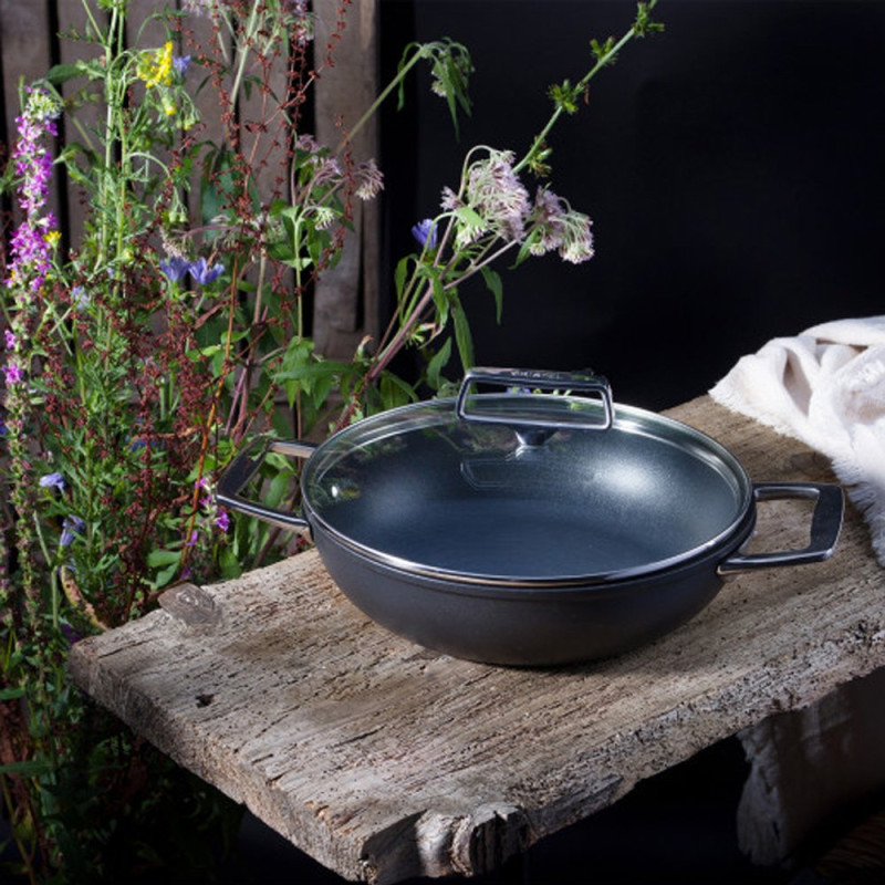 Sauteuse Castel'Pro® Ø 24 cm  en aluminium - Avec couvercle et 2 anses rivetées