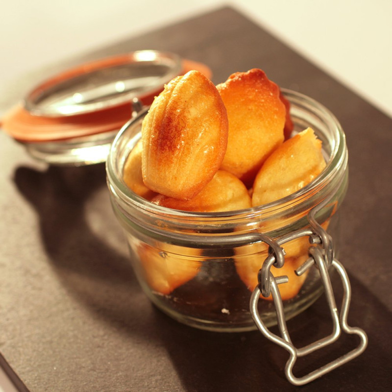 Elastomoule Mini madeleine 4x3x1,1 cm - 30 empreintes