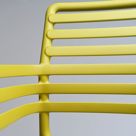 Fauteuil DOGA en fibre de verre empilable - Poire