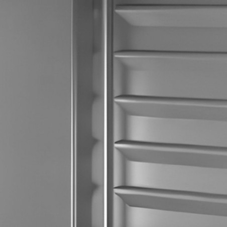 Armoire GN2/1 Basic T°-20°/-15°C - 1404l - 2 portes inox - LED - Thermostat digital - Serrure - 3 clayettes GN2/1