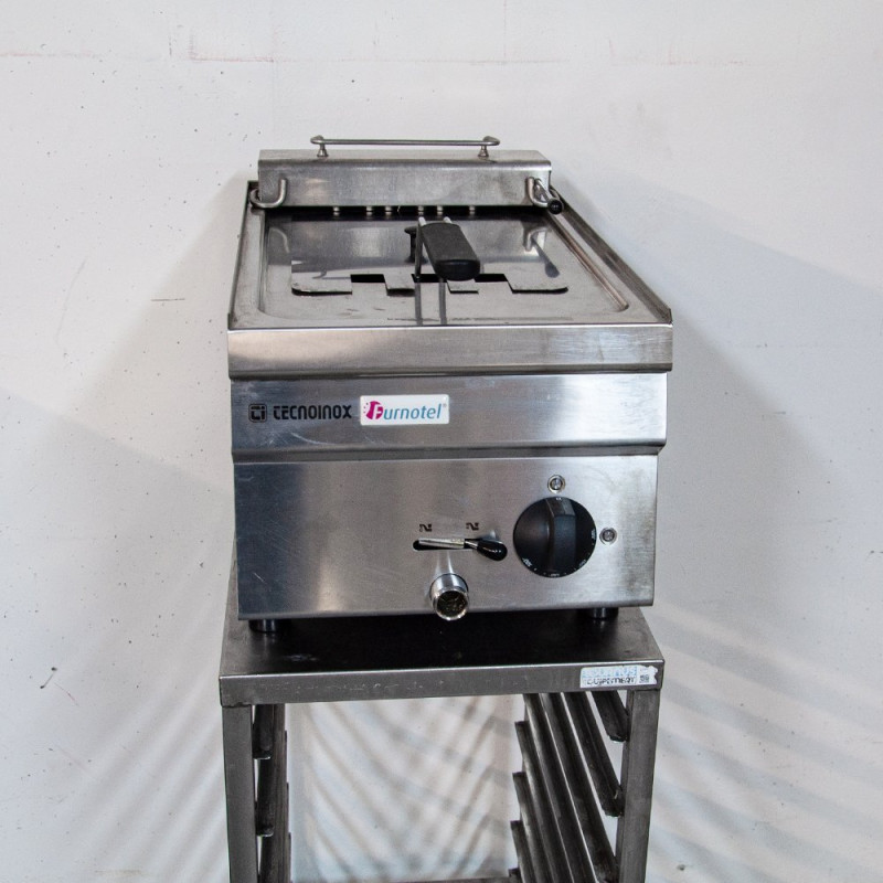 Friteuse avec cuve de 8 litres à poser 350 x 600 x 300 mm