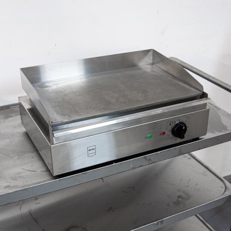 Plancha électrique lisse 1 zone 2,4kW - 550 x 417 x 240 mm - 0260 - Reconditionné Bon état (3/5)