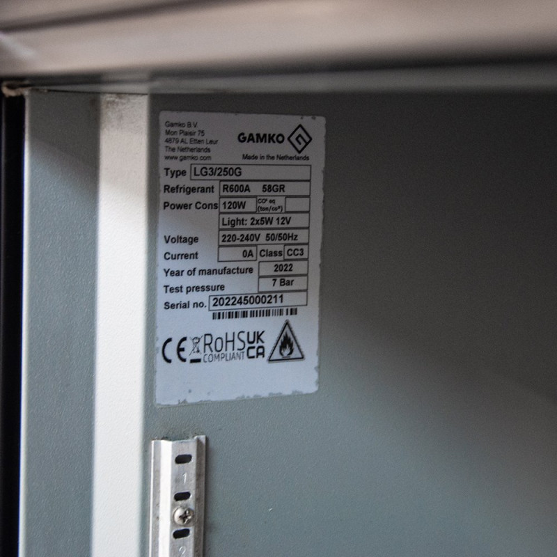 Arrière de bar réfrigéré 2 portes vitrées T°/+6°C - 240 L