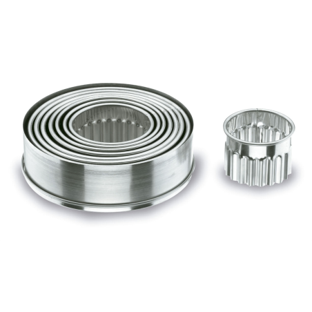 Lot de 9 découpoirs pour cannelés inox - Ø3 à 10 cm x 4,2 cm